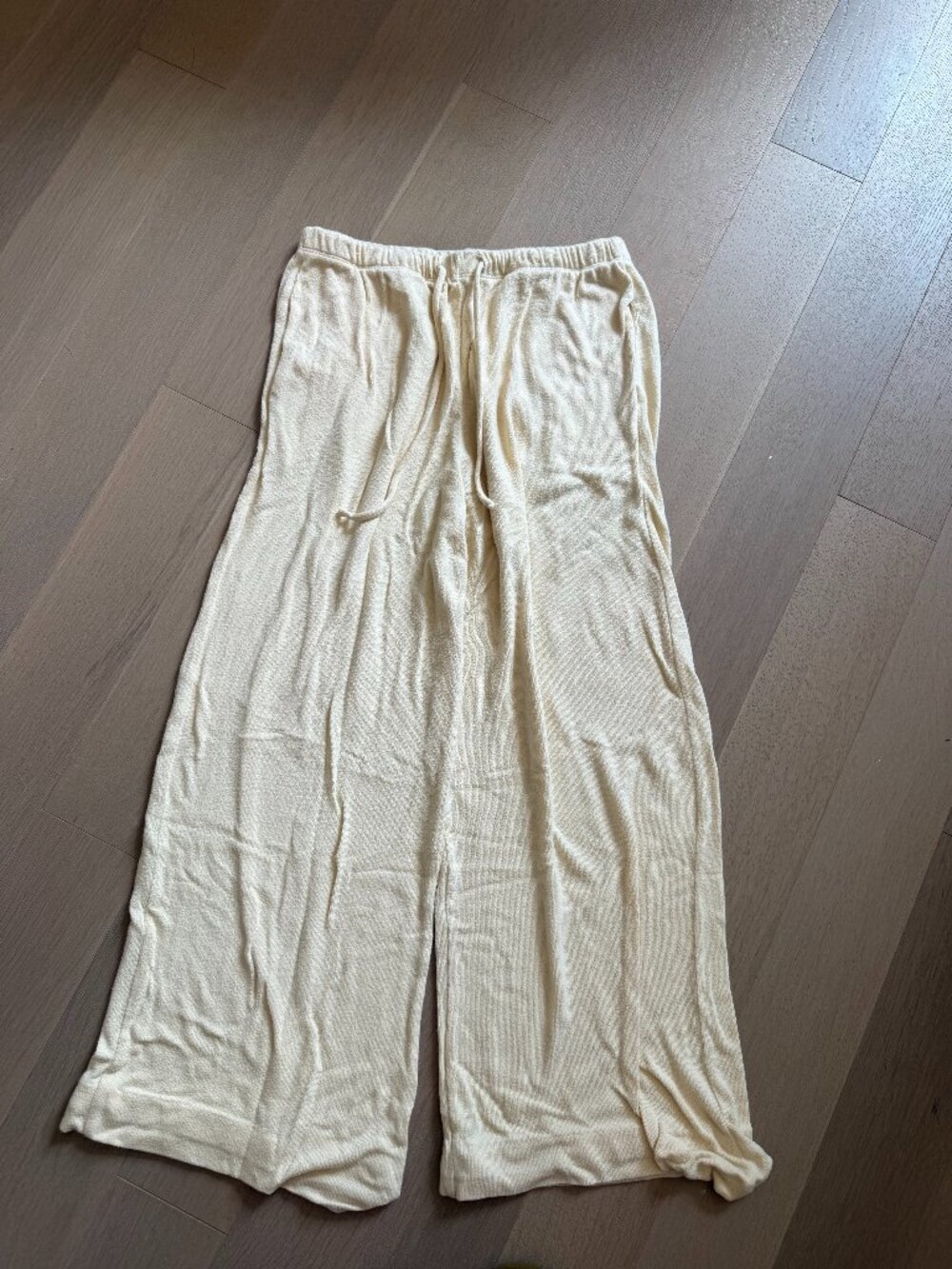 REFORMATION BUTTER YELLOW SWEATER DRAW STRING PANTS